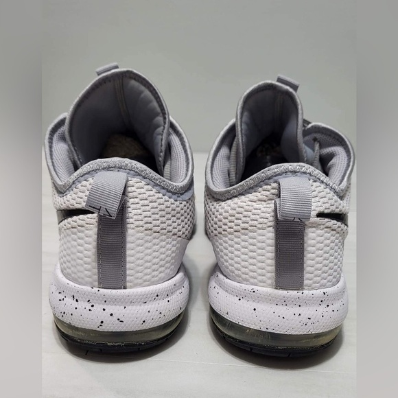 - NIKE Air Max Typha 2 White Black Wolf Grey AO3020 100 - Picture 13 of 13